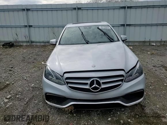 ✅ 2014 Mercedes-Benz E 550 Sport • VIN: WDDHF9BB2EA945964 • Lot: 85159655. Wystawiony na Copart z przebiegiem 97 702 mil. Bezpłatny archiwum sprzedaży aukcyjnych z USA i szczegółowy raport historii pojazdu na DreamBid. Zdjęcie 13.