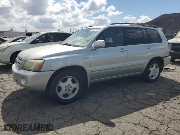 ✅ 2004 Toyota Highlander • VIN: JTEDP21A640003664 • Lot: 85199355. Wystawiony na Copart z przebiegiem 258 296 mil. Bezpłatny archiwum sprzedaży aukcyjnych z USA i szczegółowy raport historii pojazdu na DreamBid. Zdjęcie 1.