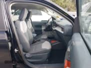 ✅ 2022 Ford Maverick XL • VIN: 3FTTW8E3XNRA37996 • Lot: 42287475. Wystawiony na IAAI z przebiegiem 23 523 mil. Bezpłatny archiwum sprzedaży aukcyjnych z USA i szczegółowy raport historii pojazdu na DreamBid. Zdjęcie 5.