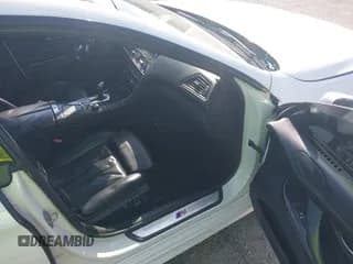 ✅ 2014 BMW 6 Series 650i xDrive • VIN: WBA6B4C5XED371411 • Lot: 43148318. Wystawiony na IAAI z przebiegiem 178 872 mil. Bezpłatny archiwum sprzedaży aukcyjnych z USA i szczegółowy raport historii pojazdu na DreamBid. Zdjęcie 5.