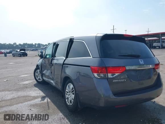 ✅ 2016 Honda Odyssey LX • VIN: 5FNRL5H27GB016841 • Lot: 42863770. Listed on IAAI with 56,299 mi. Free auction sales archive from the USA and detailed vehicle history report at DreamBid. Image 3.