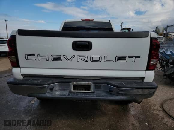 2004 Chevrolet Silverado 2500HD LS с VIN 1GCHK29U24E395189, выставлен на аукционе Copart как лот 85279365 с пробегом 220 485 миль миль и Списание • Salvage title. История ставок и продаж доступна на DreamBid. Изображение 6.