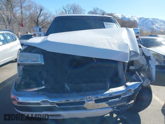 ✅ 2006 Chevrolet Silverado 2500HD LT1 • VIN: 1GCHK23D36F197355 • Lot: 41667090. Listed on IAAI with Not provided. Free auction sales archive from the USA and detailed vehicle history report at DreamBid. Image 12.