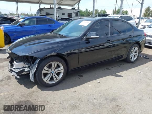 ✅ 2016 BMW 3 Series 328i • VIN: WBA8E9G58GNT86073 • Лот: 43052844. Опубликован ранее на IAAI с пробегом 157 173 миль. Бесплатный доступ к архиву аукционных продаж из США и подробный отчёт об истории автомобиля на DreamBid. Изображение 2.