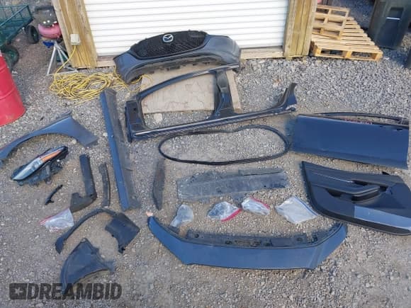 ✅ 2021 Mazda 3 2.5 Turbo • VIN: JM1BPBJY4M1335377 • Lot: 43334089. Wystawiony na IAAI z przebiegiem 75 410 mil. Bezpłatny archiwum sprzedaży aukcyjnych z USA i szczegółowy raport historii pojazdu na DreamBid. Zdjęcie 12.