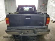 ✅ 1999 Ford Ranger XL • VIN: 1FTZR15V0XPC04497 • Lot: 59622385. Wystawiony na Copart z przebiegiem 165 262 mil. Bezpłatny archiwum sprzedaży aukcyjnych z USA i szczegółowy raport historii pojazdu na DreamBid. Zdjęcie 6.