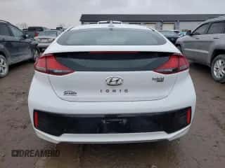 ✅ 2019 Hyundai Ioniq Blue • VIN: KMHC65LC5KU136341 • Лот: 80873694. Размещён на Copart с пробегом 214 277 миль миль. Получите бесплатный доступ к архиву аукционных продаж из США и посмотрите подробный отчёт об истории автомобиля на DreamBid. Изображение 6.