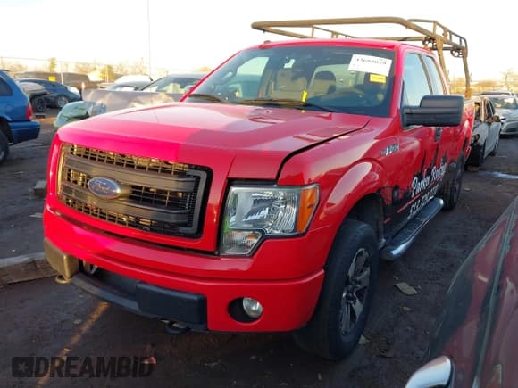 ✅ 2013 Ford F-150 XLT • VIN: 1FTFX1EF0DFB65705 • Lot: 43688029. Wystawiony na IAAI z przebiegiem 263 518 mil. Bezpłatny archiwum sprzedaży aukcyjnych z USA i szczegółowy raport historii pojazdu na DreamBid. Zdjęcie 2.