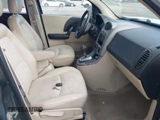 ✅ 2005 Saturn VUE • VIN: 5GZCZ53475S811187 • Lot: 41783924. Wystawiony na IAAI z przebiegiem 109 825 mil. Bezpłatny archiwum sprzedaży aukcyjnych z USA i szczegółowy raport historii pojazdu na DreamBid. Zdjęcie 5.