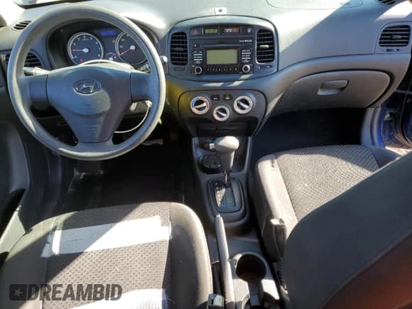 ✅ 2010 Hyundai Accent GS • VIN: KMHCM3AC0AU169338 • Lot: 85682435. Listed on Copart with 168,619 mi. Free auction sales archive from the USA and detailed vehicle history report at DreamBid. Image 8.