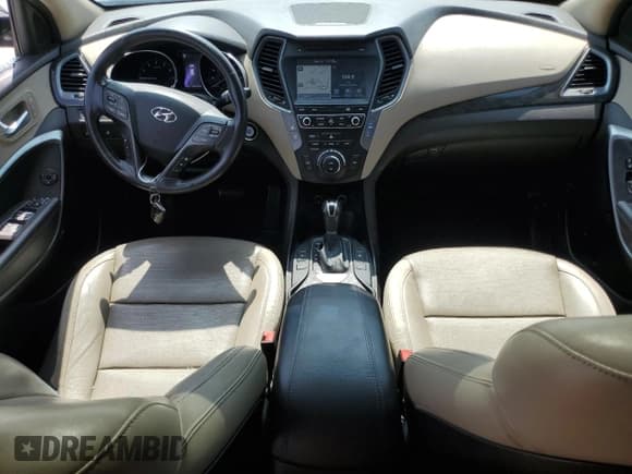 ✅ 2017 Hyundai Santa Fe Ultimate • VIN: 5XYZW4LA7HG463227 • Лот: 51353725. Опубликован ранее на Copart с пробегом 144 419 миль. Бесплатный доступ к архиву аукционных продаж из США и подробный отчёт об истории автомобиля на DreamBid. Изображение 8.