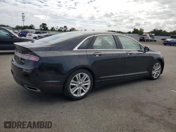 ✅ 2015 Lincoln MKZ • VIN: 3LN6L2JK0FR628884 • Лот: 69022235. Опубликован ранее на Copart с пробегом 49 581 миль. Бесплатный доступ к архиву аукционных продаж из США и подробный отчёт об истории автомобиля на DreamBid. Изображение 3.