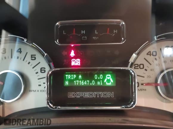 ✅ 2013 Ford Expedition Max XLT • VIN: 1FMJK1J5XDEF12061 • Lot: 43545615. Wystawiony na IAAI z przebiegiem 171 647 mil. Bezpłatny archiwum sprzedaży aukcyjnych z USA i szczegółowy raport historii pojazdu na DreamBid. Zdjęcie 16.