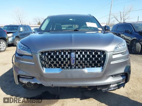 ✅ 2021 Lincoln Aviator Grand Touring • VIN: 5LMYJ8XY0MNL02044 • Лот: 41792152. Опубликован ранее на IAAI с пробегом 11 862 миль. Бесплатный доступ к архиву аукционных продаж из США и подробный отчёт об истории автомобиля на DreamBid. Изображение 13.
