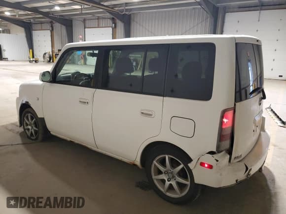✅ 2004 Scion xB • VIN: JTLKT334440131569 • Лот: 85730225. Опубликован ранее на Copart с пробегом 174 316 миль. Бесплатный доступ к архиву аукционных продаж из США и подробный отчёт об истории автомобиля на DreamBid. Изображение 2.