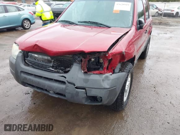 ✅ 2004 Ford Escape XLT • VIN: 1FMYU031X4DA16468 • Лот: 43620919. Опубликован ранее на IAAI с пробегом 139 937 миль. Бесплатный доступ к архиву аукционных продаж из США и подробный отчёт об истории автомобиля на DreamBid. Изображение 6.