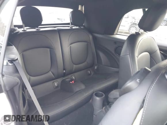 ✅ 2019 MINI Convertible Cooper • VIN: WMWWG5C51K3H07720 • Лот: 43660610. Опубликован ранее на IAAI с пробегом 52 494 миль. Бесплатный доступ к архиву аукционных продаж из США и подробный отчёт об истории автомобиля на DreamBid. Изображение 8.