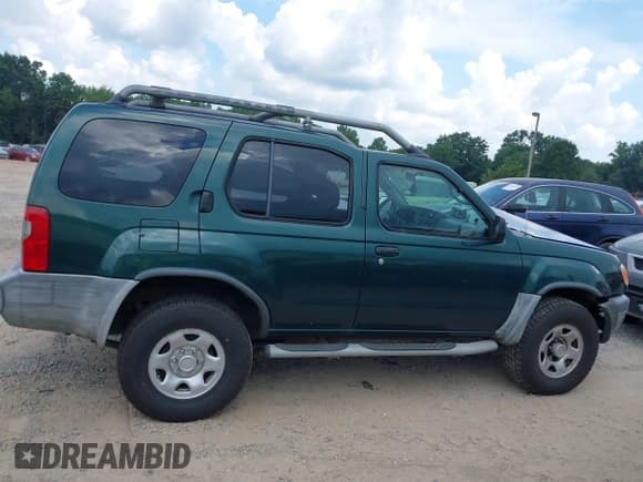 ✅ 2000 Nissan Xterra XE • VIN: 5N1ED28T9YC565499 • Lot: 42855745. Listed on IAAI with 193,850 mi. Free auction sales archive from the USA and detailed vehicle history report at DreamBid. Image 13.