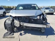 ✅ 2018 Toyota Highlander LE • VIN: 5TDZZRFH9JS238765 • Лот: 86606025. Опубликован ранее на Copart с пробегом 193 857 миль. Бесплатный доступ к архиву аукционных продаж из США и подробный отчёт об истории автомобиля на DreamBid. Изображение 5.