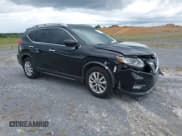 ✅ 2017 Nissan Rogue S • VIN: KNMAT2MT8HP550867 • Lot: 42981638. Wystawiony na IAAI z przebiegiem 135 518 mil. Bezpłatny archiwum sprzedaży aukcyjnych z USA i szczegółowy raport historii pojazdu na DreamBid. Zdjęcie 1.