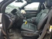 ✅ 2018 Ford Explorer XLT • VIN: 1FM5K7D80JGA23680 • Lot: 58907615. Wystawiony na Copart z przebiegiem 52 719 mil. Bezpłatny archiwum sprzedaży aukcyjnych z USA i szczegółowy raport historii pojazdu na DreamBid. Zdjęcie 7.