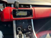 ✅ 2021 Land Rover Range Rover Sport HST • VIN: SALWS2RU4MA760110 • Lot: 69492655. Wystawiony na Copart z przebiegiem 131 857 mil. Bezpłatny archiwum sprzedaży aukcyjnych z USA i szczegółowy raport historii pojazdu na DreamBid. Zdjęcie 10.