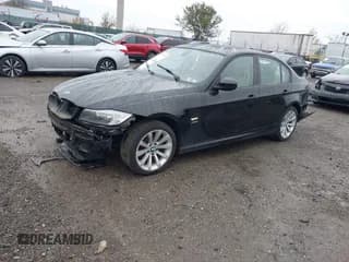 ✅ 2011 BMW 3 Series 328i xDrive • VIN: WBAPK5G50BNN79419 • Лот: 43767787. Опубликован ранее на IAAI с пробегом 66 779 миль. Бесплатный доступ к архиву аукционных продаж из США и подробный отчёт об истории автомобиля на DreamBid. Изображение 2.