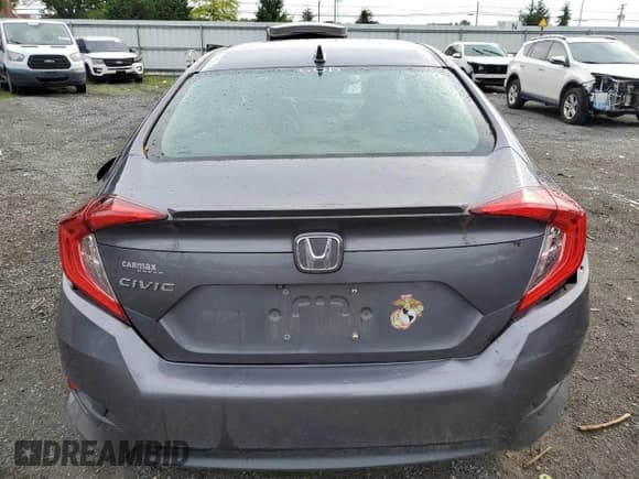 ✅ 2018 Honda Civic EX-L • VIN: 2HGFC1F89JH640839 • Лот: 63385345. Опубликован ранее на Copart с пробегом 88 538 миль. Бесплатный доступ к архиву аукционных продаж из США и подробный отчёт об истории автомобиля на DreamBid. Изображение 6.