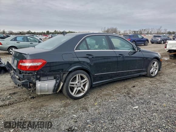 ✅ 2013 Mercedes-Benz E 350 Sport • VIN: WDDHF8JB4DA756386 • Lot: 95737135. Listed on Copart with 108,206 mi. Free auction sales archive from the USA and detailed vehicle history report at DreamBid. Image 3.