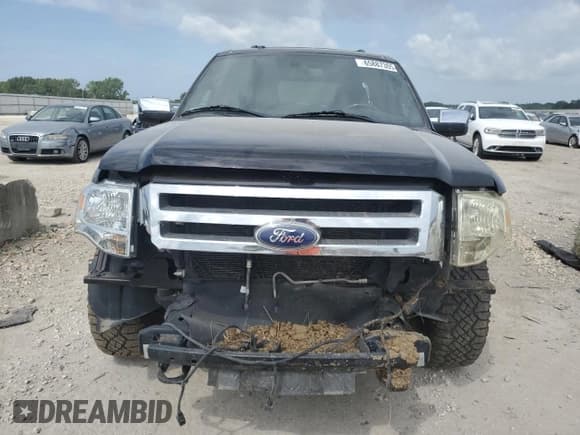 ✅ 2014 Ford Expedition Max XLT • VIN: 1FMJK1J53EEF12131 • Lot: 65887305. Wystawiony na Copart z przebiegiem 210 064 mil. Bezpłatny archiwum sprzedaży aukcyjnych z USA i szczegółowy raport historii pojazdu na DreamBid. Zdjęcie 5.