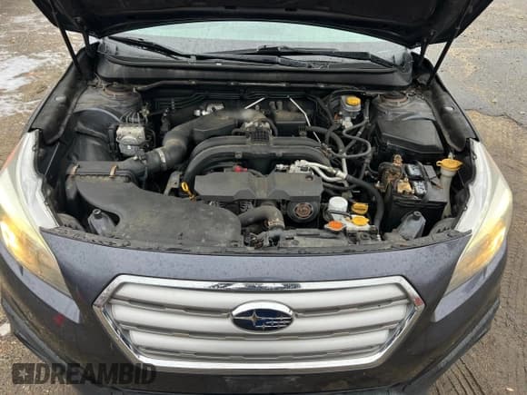 ✅ 2015 Subaru Outback 2.5i • VIN: 4S4BSAAC3F3233343 • Lot: 43870535. Listed on Copart with 213,995 mi. Free auction sales archive from the USA and detailed vehicle history report at DreamBid. Image 7.