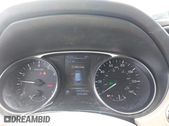 ✅ 2015 Nissan Rogue SL • VIN: 5N1AT2MT6FC792363 • Lot: 42351832. Listed on IAAI with 140,700 mi. Free auction sales archive from the USA and detailed vehicle history report at DreamBid. Image 7.