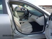 ✅ 2008 Cadillac CTS AWD • VIN: 1G6DT57V380192987 • Lot: 43206487. Wystawiony na IAAI z przebiegiem 214 176 mil. Bezpłatny archiwum sprzedaży aukcyjnych z USA i szczegółowy raport historii pojazdu na DreamBid. Zdjęcie 5.