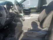 ✅ 2020 Ford F-150 XL • VIN: 1FTEW1E52LFC19557 • Lot: 82416775. Wystawiony na Copart z przebiegiem 63 390 mil. Bezpłatny archiwum sprzedaży aukcyjnych z USA i szczegółowy raport historii pojazdu na DreamBid. Zdjęcie 7.