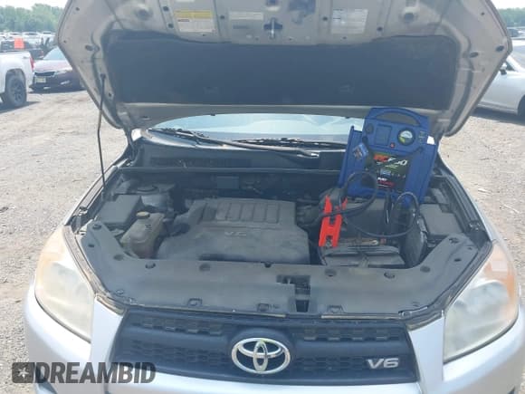 ✅ 2010 Toyota RAV4 • VIN: 2T3ZK4DV9AW005824 • Лот: 42421869. Опубликован ранее на IAAI с пробегом 204 430 миль. Бесплатный доступ к архиву аукционных продаж из США и подробный отчёт об истории автомобиля на DreamBid. Изображение 10.