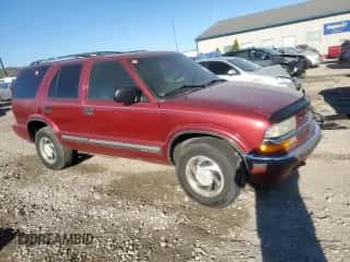 2000 Chevrolet Blazer LS z VIN 1GNDT13W1Y2308767, wystawiony jako Copart lot #78888274 z przebiegiem Nie podano mil oraz Nie do naprawy • Non repairable. Historia ofert i sprzedaży dostępna na DreamBid. Obrazek 4.
