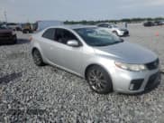 ✅ 2013 Kia Forte SX • VIN: KNAFW6A35D5742257 • Лот: 64628715. Опубликован ранее на Copart с пробегом 141 349 миль. Бесплатный доступ к архиву аукционных продаж из США и подробный отчёт об истории автомобиля на DreamBid. Изображение 4.