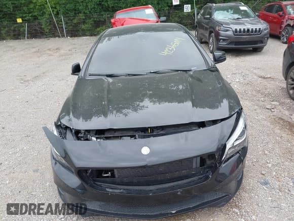 ✅ 2014 Mercedes-Benz CLA 250 • VIN: WDDSJ4EB7EN138013 • Lot: 42365014. Listed on IAAI with 185,393 mi. Free auction sales archive from the USA and detailed vehicle history report at DreamBid. Image 17.