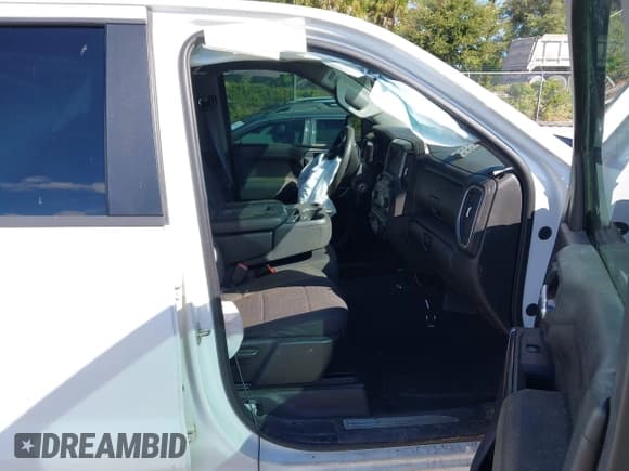 ✅ 2020 Chevrolet Silverado 1500 LT • VIN: 3GCUYDED6LG183420 • Lot: 43467874. Wystawiony na IAAI z przebiegiem 124 043 mil. Bezpłatny archiwum sprzedaży aukcyjnych z USA i szczegółowy raport historii pojazdu na DreamBid. Zdjęcie 5.