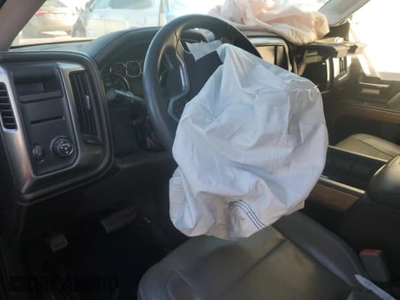 ✅ 2015 Chevrolet Silverado 1500 LTZ • VIN: 3GCPCSEC2FG468708 • Lot: 82325595. Listed on Copart with Not provided. Free auction sales archive from the USA and detailed vehicle history report at DreamBid. Image 8.