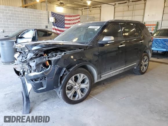 ✅ 2018 Ford Explorer Platinum • VIN: 1FM5K8HT6JGA34459 • Lot: 91838085. Wystawiony na Copart z przebiegiem Nie podano. Bezpłatny archiwum sprzedaży aukcyjnych z USA i szczegółowy raport historii pojazdu na DreamBid. Zdjęcie 1.