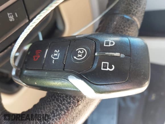 ✅ 2015 Ford F-150 XLT • VIN: 1FTEW1CFXFKE37253 • Lot: 43363816. Listed on IAAI with 99,203 mi. Free auction sales archive from the USA and detailed vehicle history report at DreamBid. Image 11.