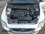 ✅ 2010 Volvo S40 • VIN: YV1382MS0A2489786 • Lot: 43528265. Listed on IAAI with Not provided. Free auction sales archive from the USA and detailed vehicle history report at DreamBid. Image 10.