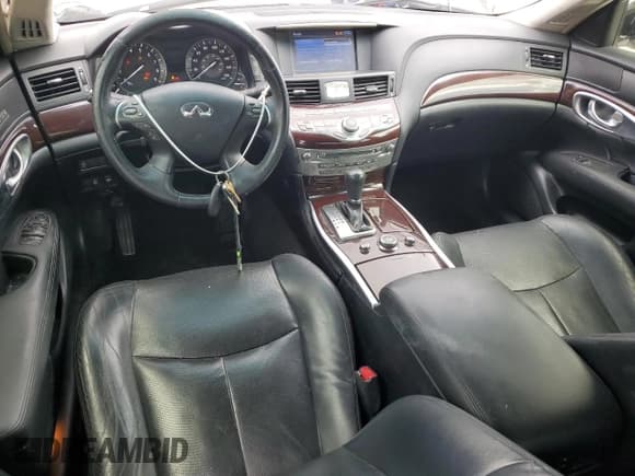 ✅ 2017 Infiniti Q70 3.7 • VIN: JN1BY1AP5HM740119 • Лот: 81987225. Опубликован ранее на Copart с пробегом 90 447 миль. Бесплатный доступ к архиву аукционных продаж из США и подробный отчёт об истории автомобиля на DreamBid. Изображение 8.