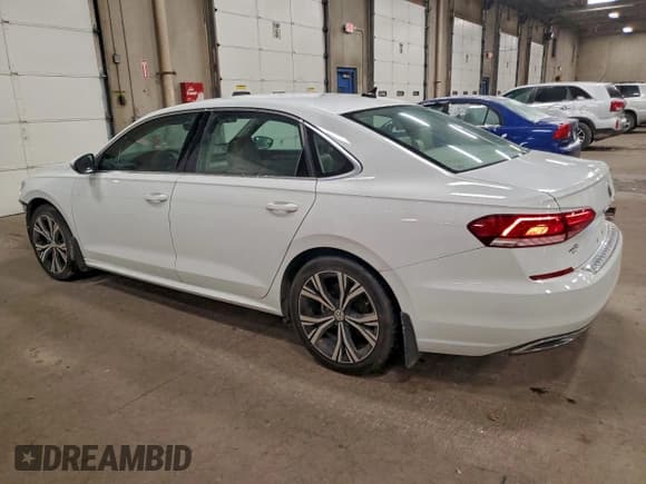 ✅ 2021 Volkswagen Passat SE • VIN: 1VWSA7A34MC017599 • Lot: 95198905. Listed on Copart with 132,600 mi. Free auction sales archive from the USA and detailed vehicle history report at DreamBid. Image 2.