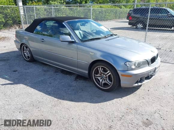 2006 BMW 3 Series 330Ci with VIN WBABW53406PL54200, listed as a IAAI auction lot 43521755 with 88,200 mi miles and . Bid and sale history available at DreamBid. Image 1.