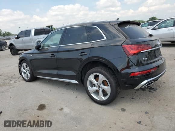 ✅ 2025 Audi Q5 S line Premium Plus • VIN: WA1EAAFY8S2013523 • Lot: 57878435. Listed on Copart with 3,956 mi. Free auction sales archive from the USA and detailed vehicle history report at DreamBid. Image 2.