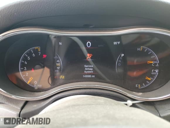 ✅ 2017 Jeep Grand Cherokee • VIN: 1C4HJFBG4HC728433 • Lot: 59215585. Listed on Copart with 143,085 mi. Free auction sales archive from the USA and detailed vehicle history report at DreamBid. Image 9.