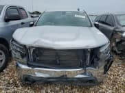 ✅ 2020 Chevrolet Silverado 1500 LT • VIN: 1GCRWCED6LZ380464 • Lot: 69937074. Wystawiony na Copart z przebiegiem Nie podano. Bezpłatny archiwum sprzedaży aukcyjnych z USA i szczegółowy raport historii pojazdu na DreamBid. Zdjęcie 5.