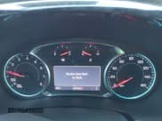 ✅ 2022 Chevrolet Traverse LT • VIN: 1GNEVHKW9NJ146039 • Lot: 42237408. Wystawiony na IAAI z przebiegiem 42 550 mil. Bezpłatny archiwum sprzedaży aukcyjnych z USA i szczegółowy raport historii pojazdu na DreamBid. Zdjęcie 7.